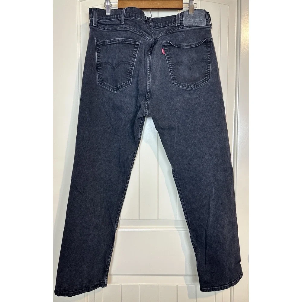 Levis waist flat